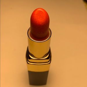 Available n lipstick